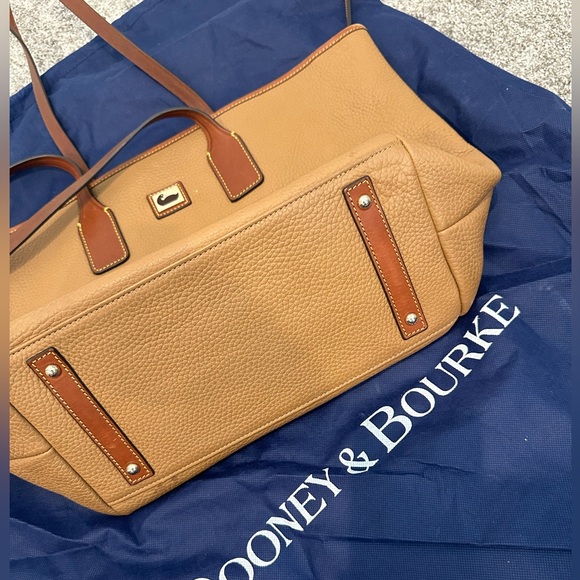 Dooney and Bourke Tote - Picture 4 of 5